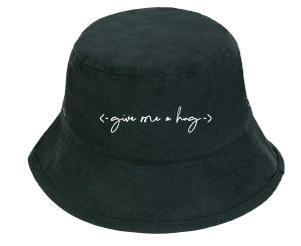 BOB UNISEXE – GIVE ME A HUG (ÉDITION NOIR & LOGO BLANC)