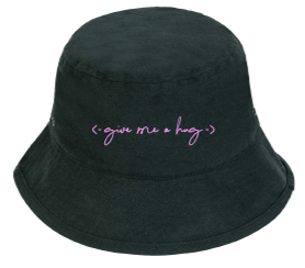 BOB UNISEXE – GIVE ME A HUG (ÉDITION NOIR & LOGO ROSE)