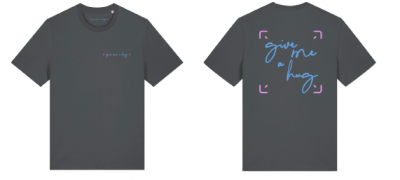 T-SHIRT UNISEXE – GIVE ME A HUG ( EDITION ANTHRACITE& LOGO BLEU & ROSE)
