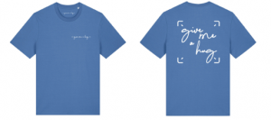 T-SHIRT UNISEXE – GIVE ME A HUG (ÉDITION BLEU & LOGO BLANC)